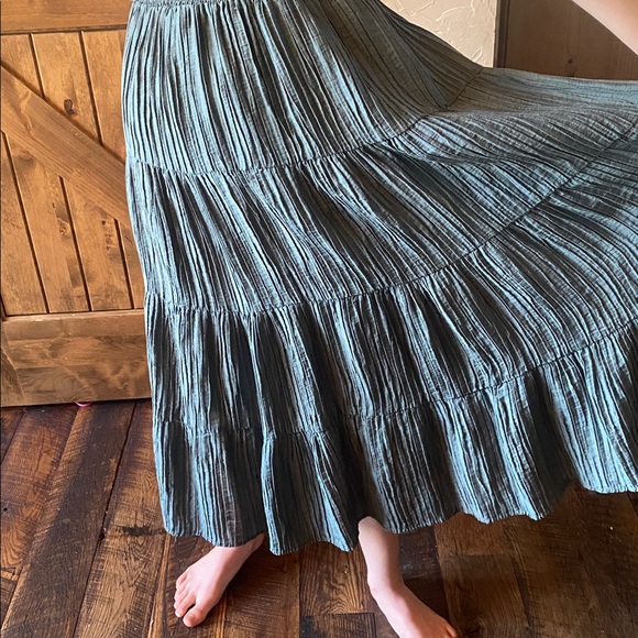 Pretty dress - Picture 5 of 6